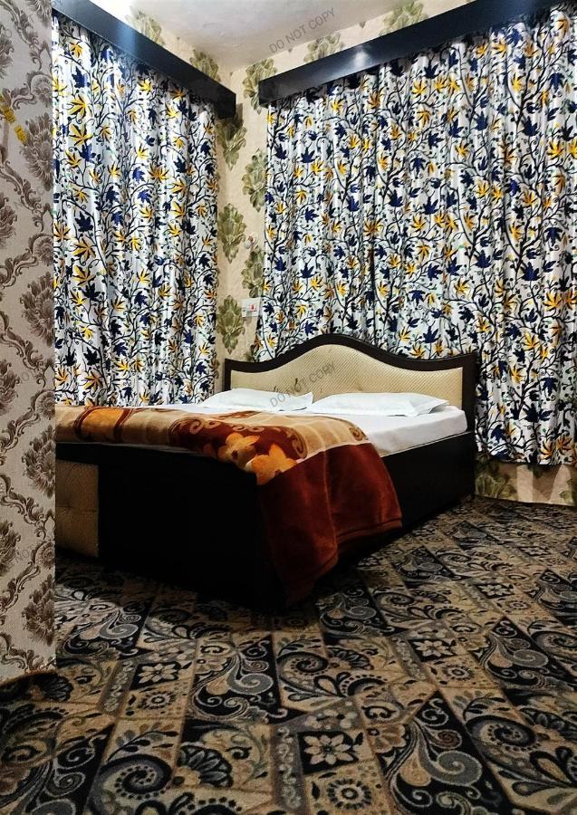 Fabulous Kashmir Srinagar 호텔 외부 사진