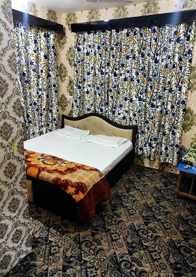 Fabulous Kashmir Srinagar 호텔 외부 사진