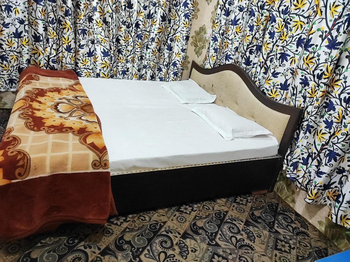 Fabulous Kashmir Srinagar 호텔 외부 사진